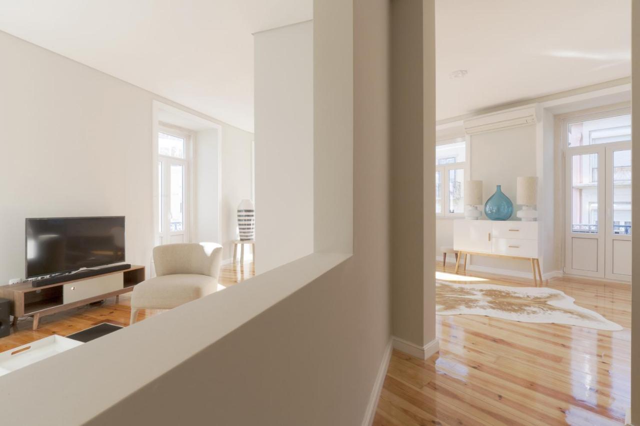 Apartamento Andrade Lisbon Bagian luar foto