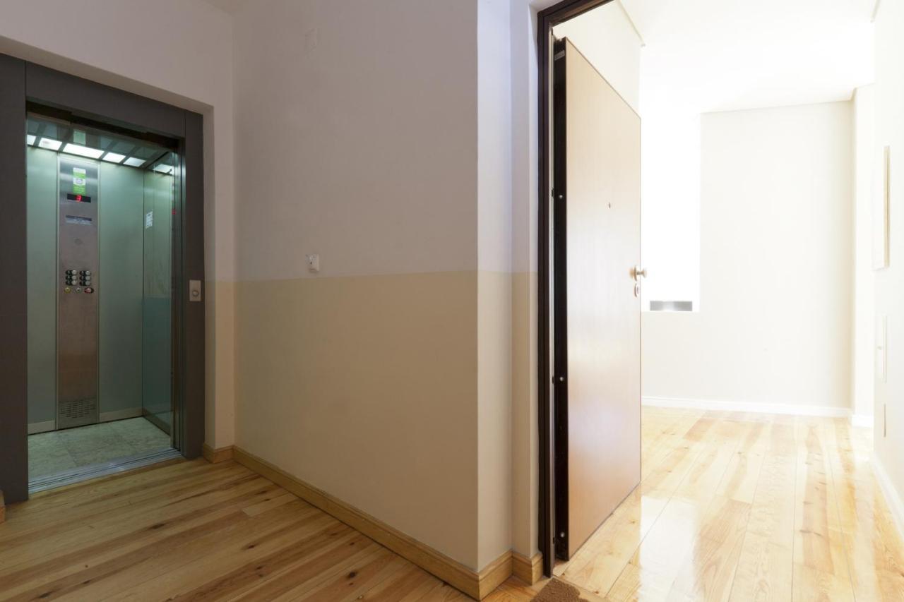 Apartamento Andrade Lisbon Bagian luar foto